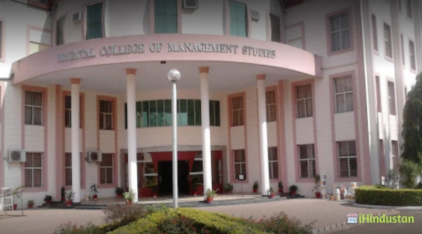Oriental College - Logo
