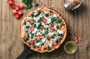 Orientel Pizza@60 - Logo