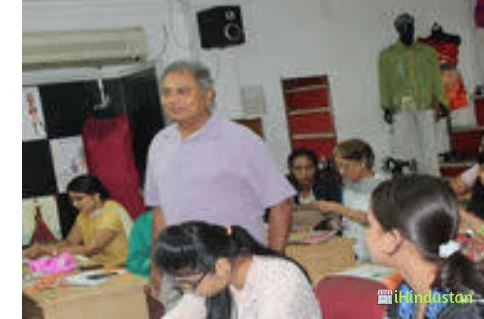 Orissa Institute of Interior Fashion Technology OIIFT, - Logo