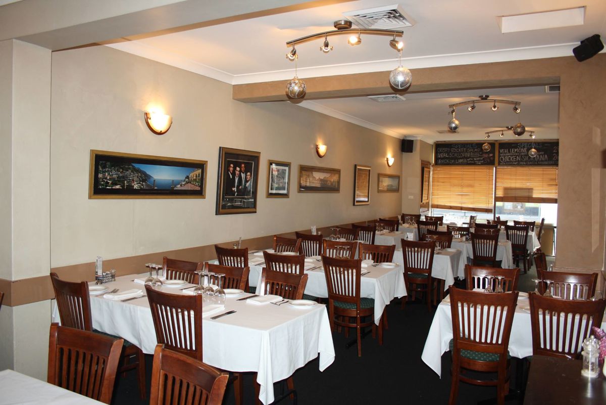 Orlando's Trattoria - Logo