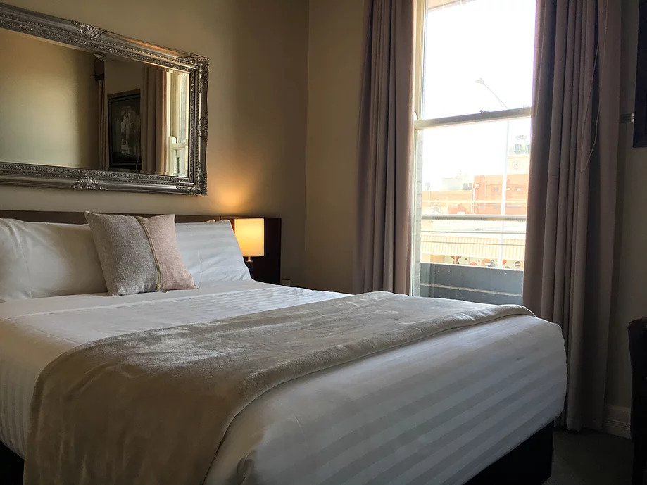 Oscars Hotel - Logo