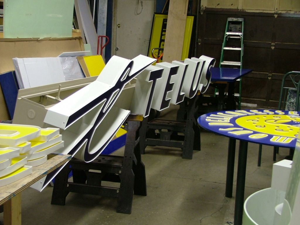 Ottawa Signs and Design - Logo