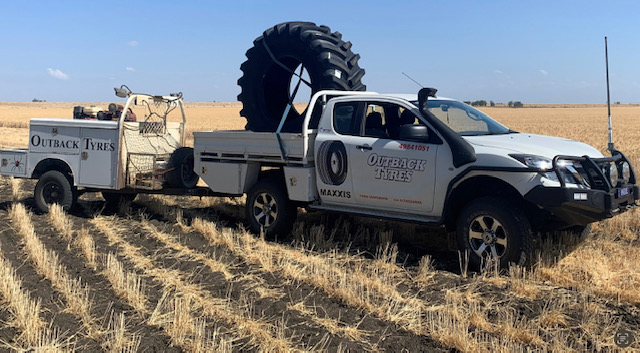 Outback Tyres - Logo