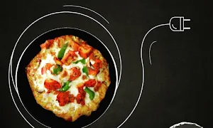 Oye Pizza - Logo
