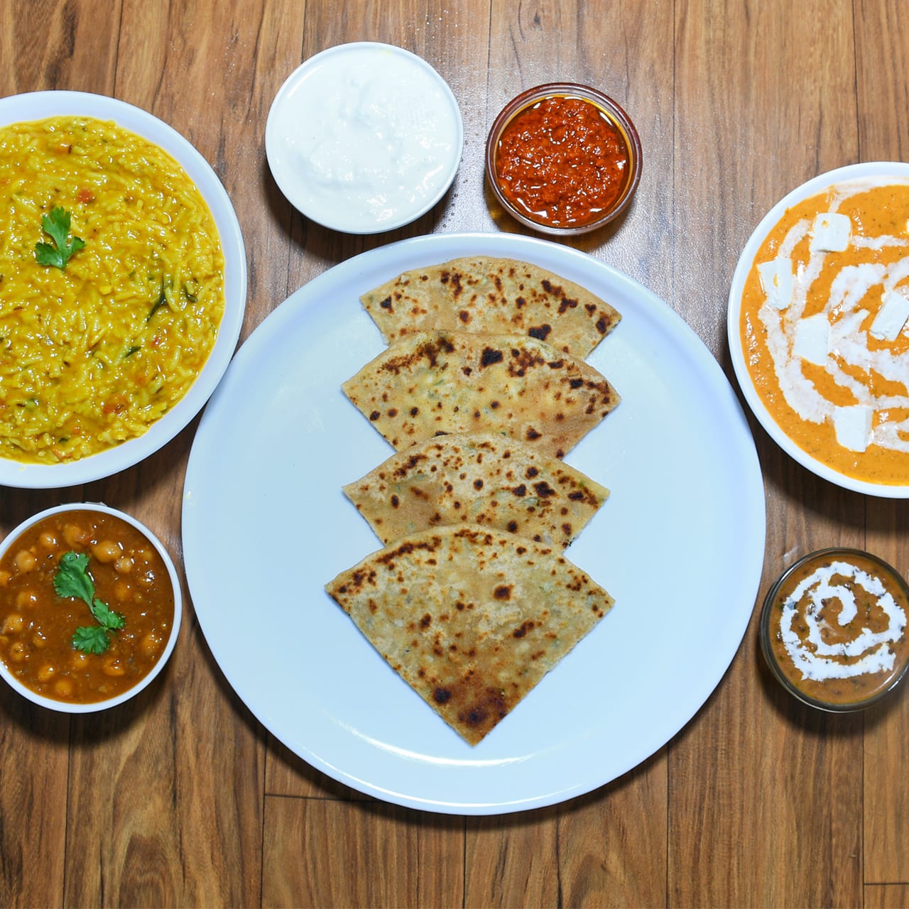 Oye Yummy Paratha - Logo