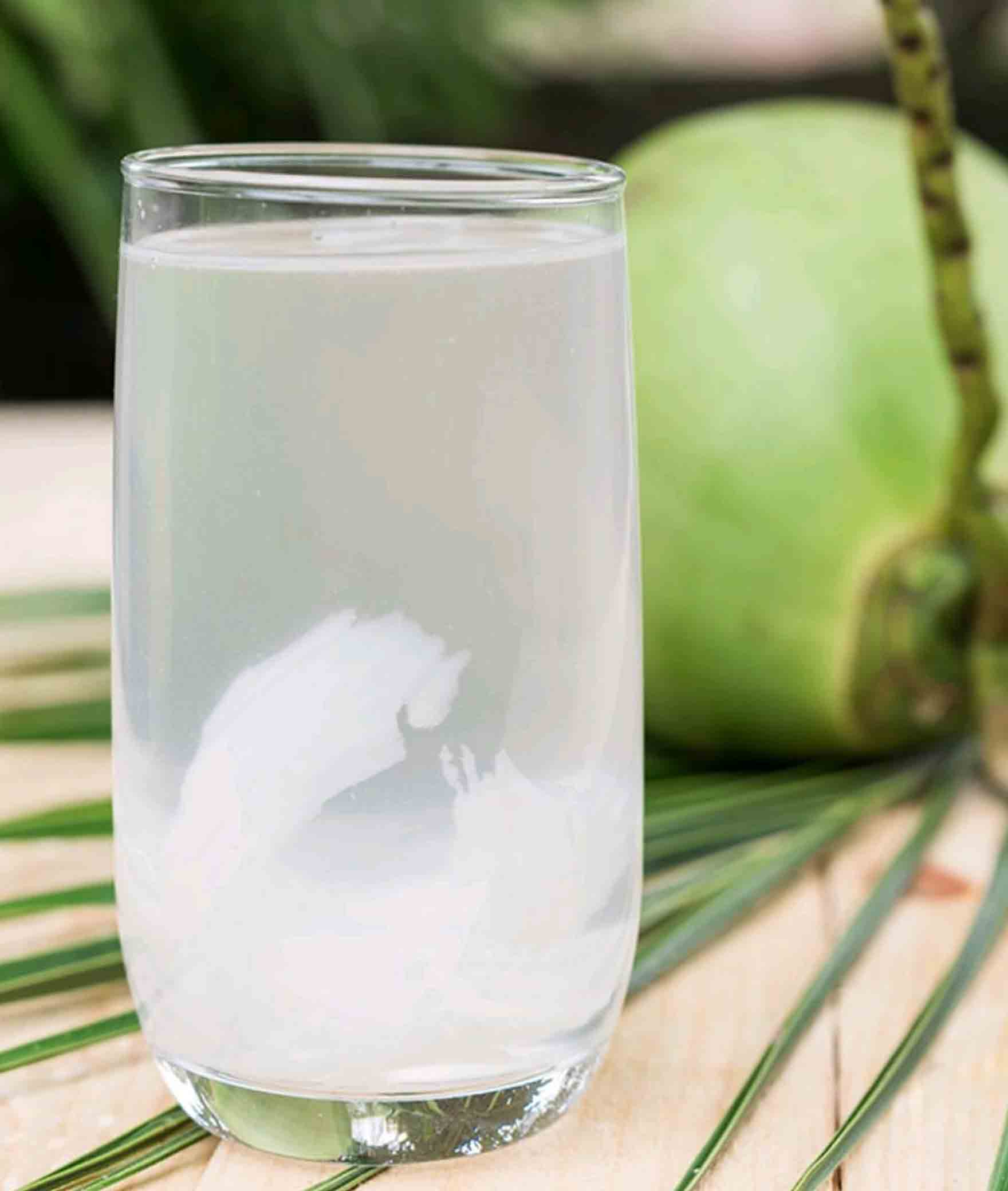 Padma Coconut Water - Logo