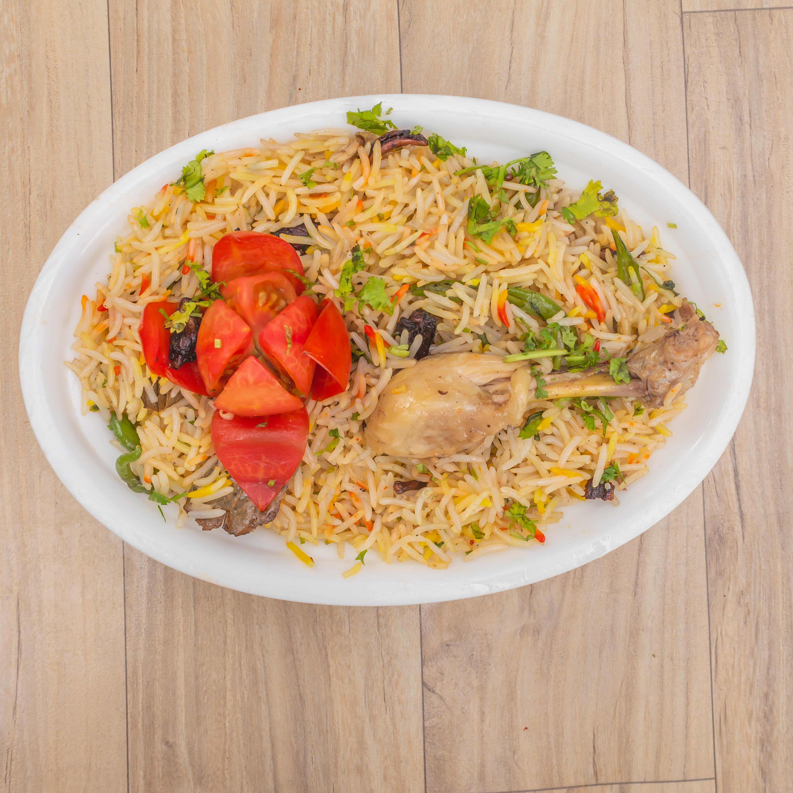 Pahalwan Paratha Dhabba - Logo