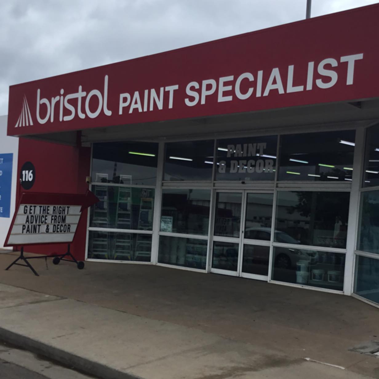 Paint & Decor - Logo