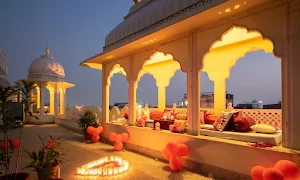 Pakwaan Candlelight Dining Restaurant - Logo