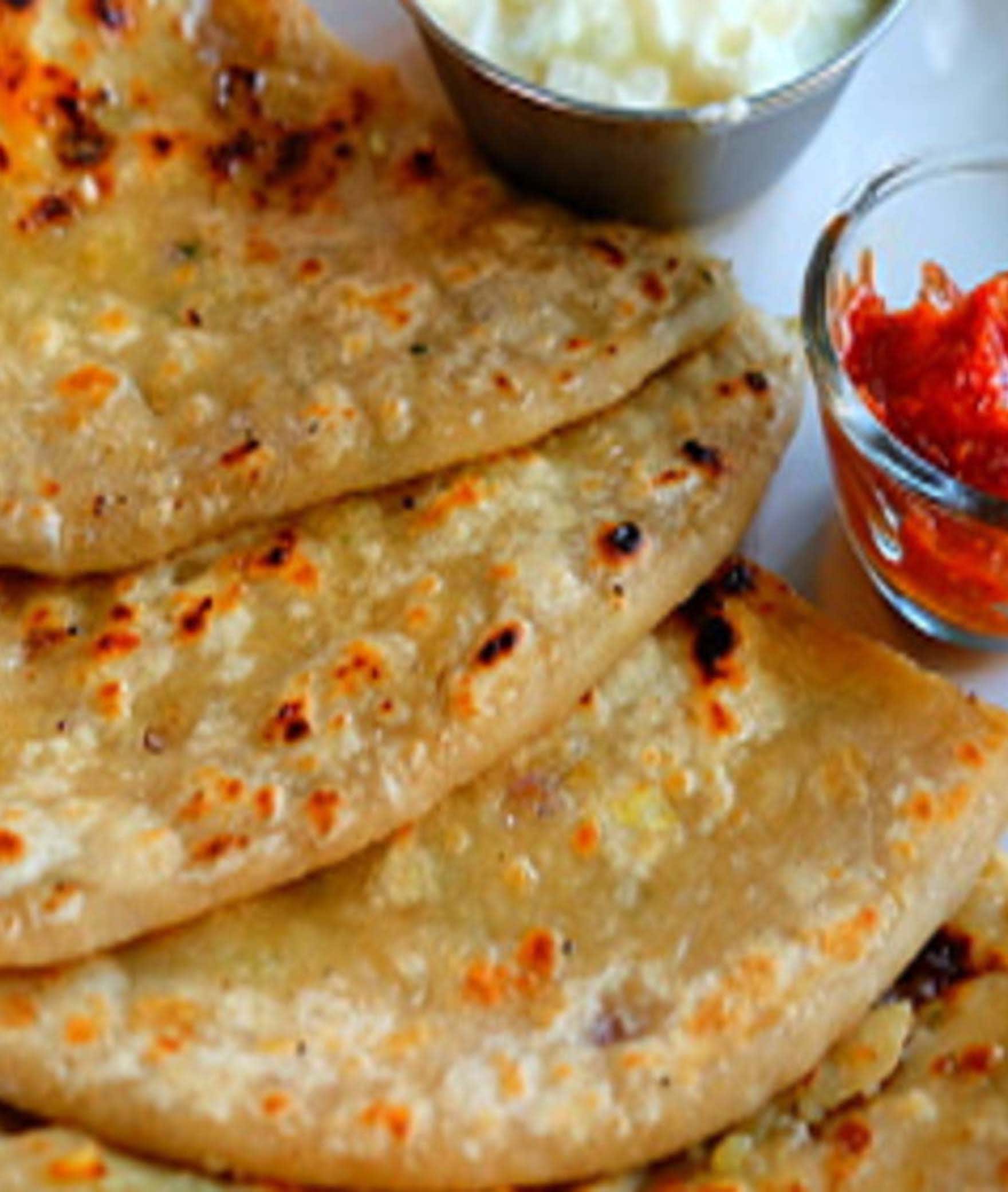Pandit Ji Paratha Hut - Logo