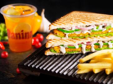 Panino The Sandwich World - Logo