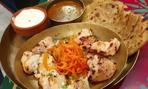 Papa Pancho Da Dhaba - Logo