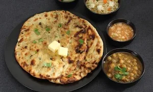 Paratha Hub - Logo