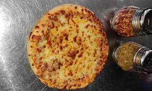 Paradise Pizza - Logo