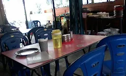 Paradise Food Court - Logo