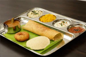 Paramakkudi Meenakshi Chettinad Hotel - Logo