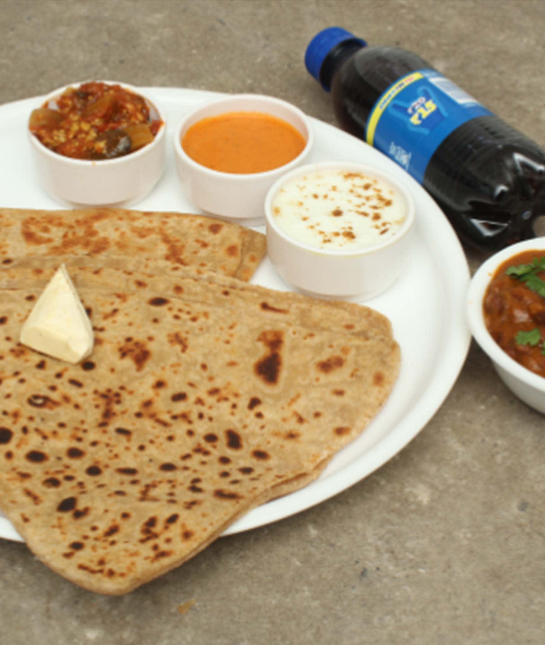 PARANTHA 24*7 - Logo