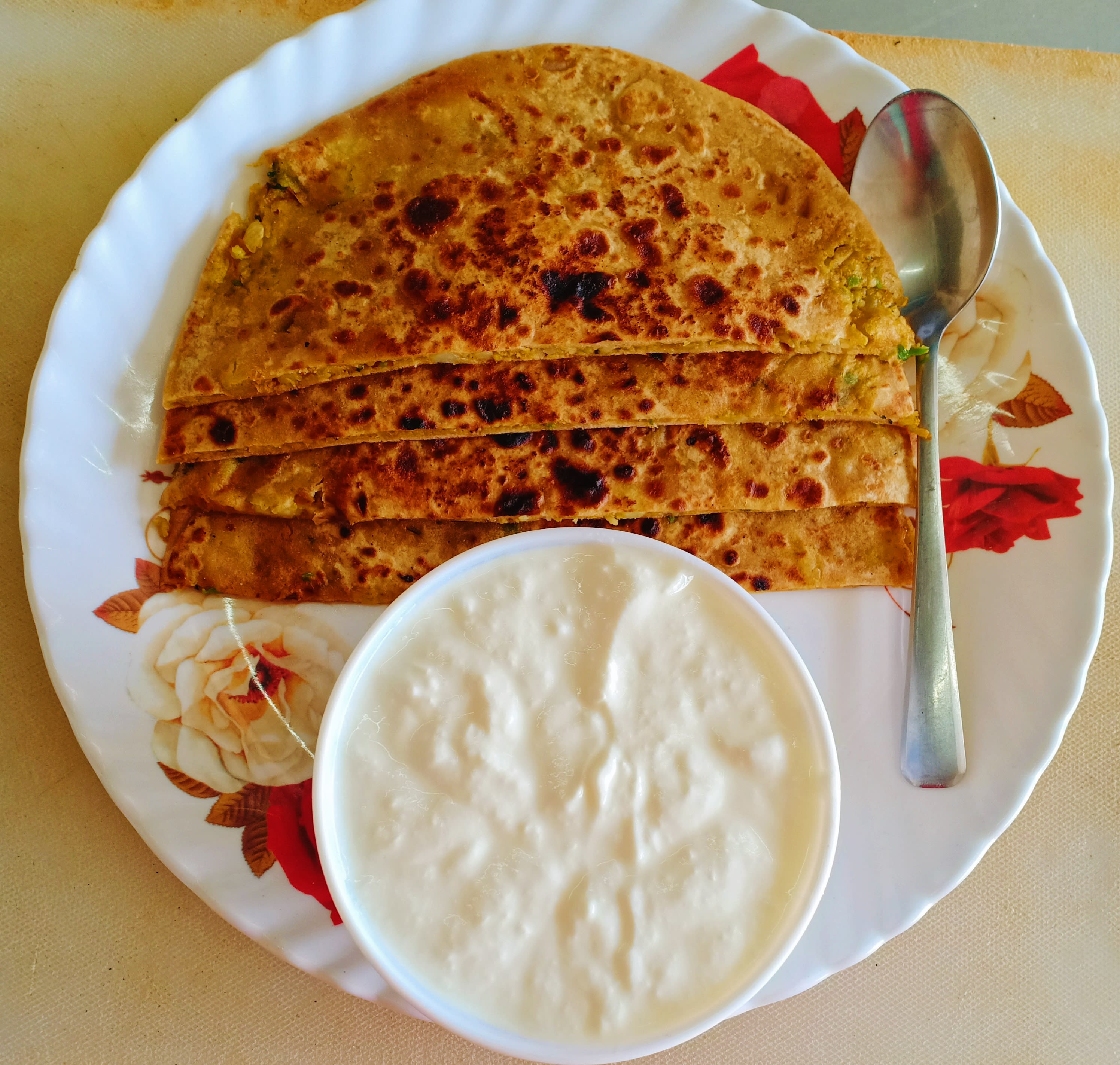 Paranthe wali gali - Logo
