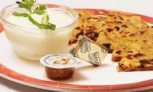 Paratha Seth - Logo