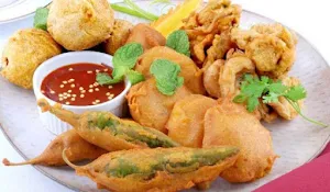 Paratha Wala - Logo