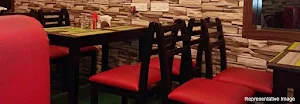 Paratha Plaza - Logo