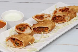 Paratha Junction - Logo
