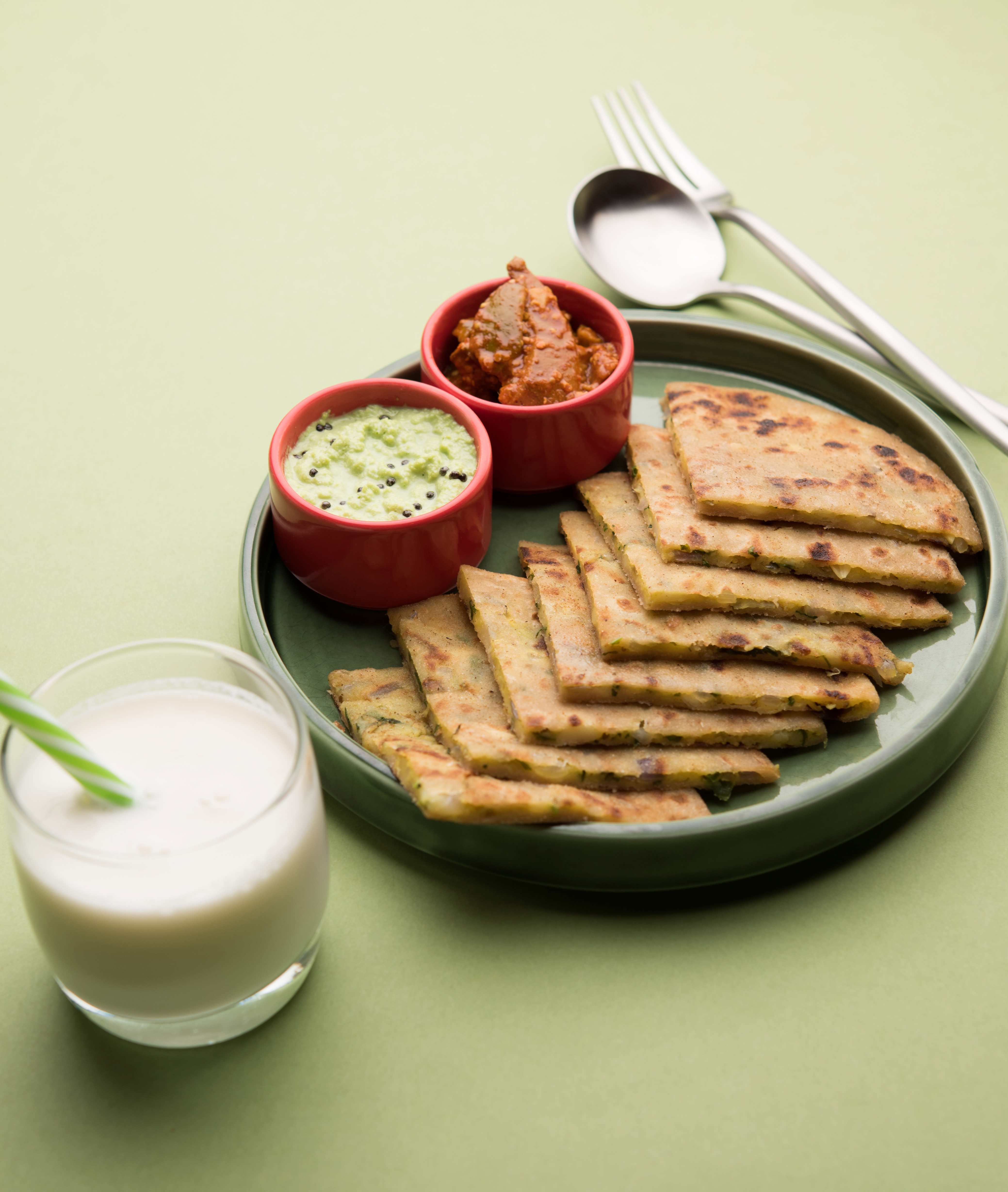 Paratha Lovers - Logo