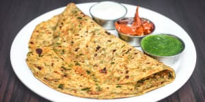 Paratha Plaza - Logo