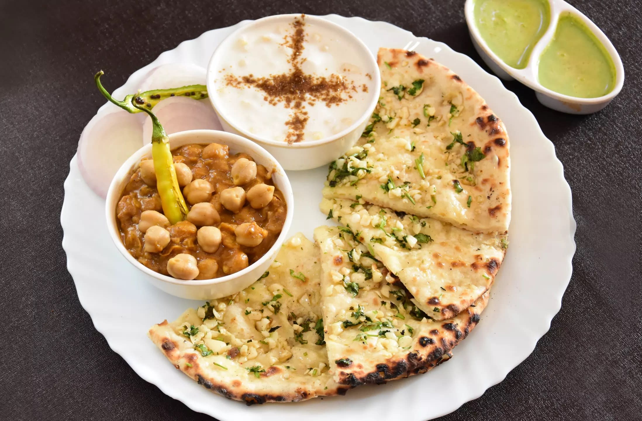 Parathas & More - Logo
