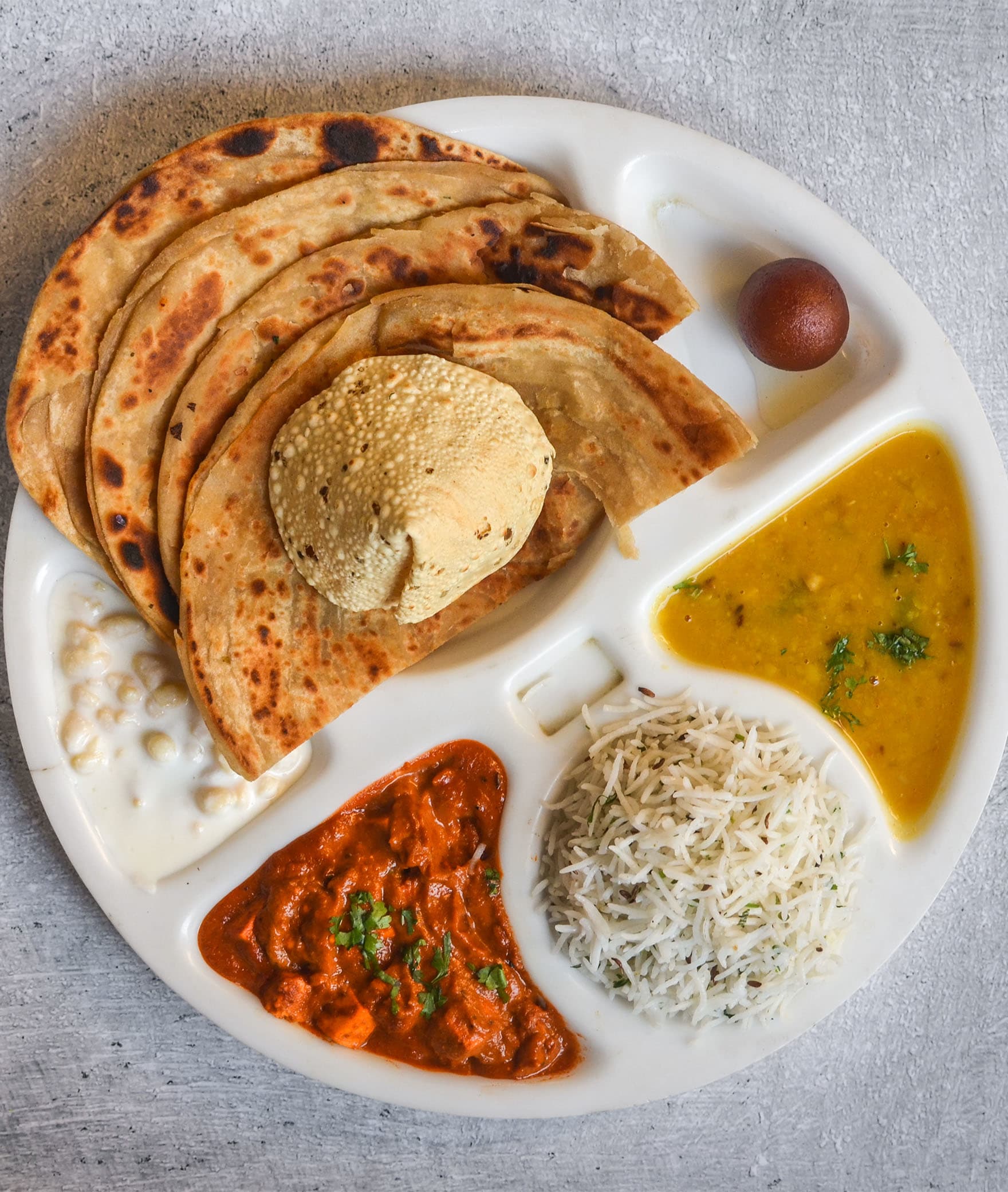 Paratha World (Oshiwara) - Logo