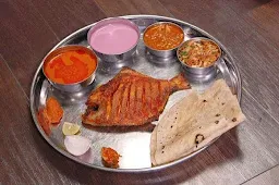Pari Malvani Katta - Cover photo