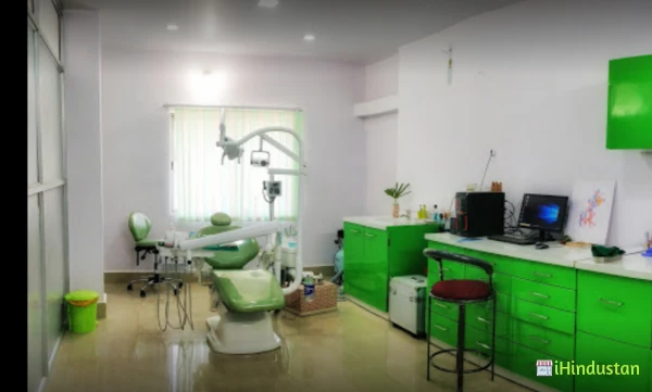 Paroksha Dental care - Logo