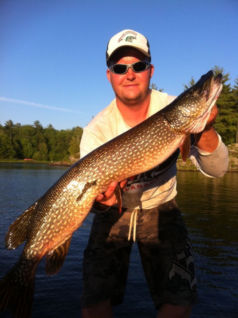 Parry Sound Water Taxi and Fishing Charter - Logo