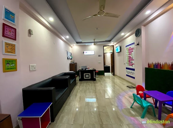 Parvarish Kids and Family Clinic - Logo