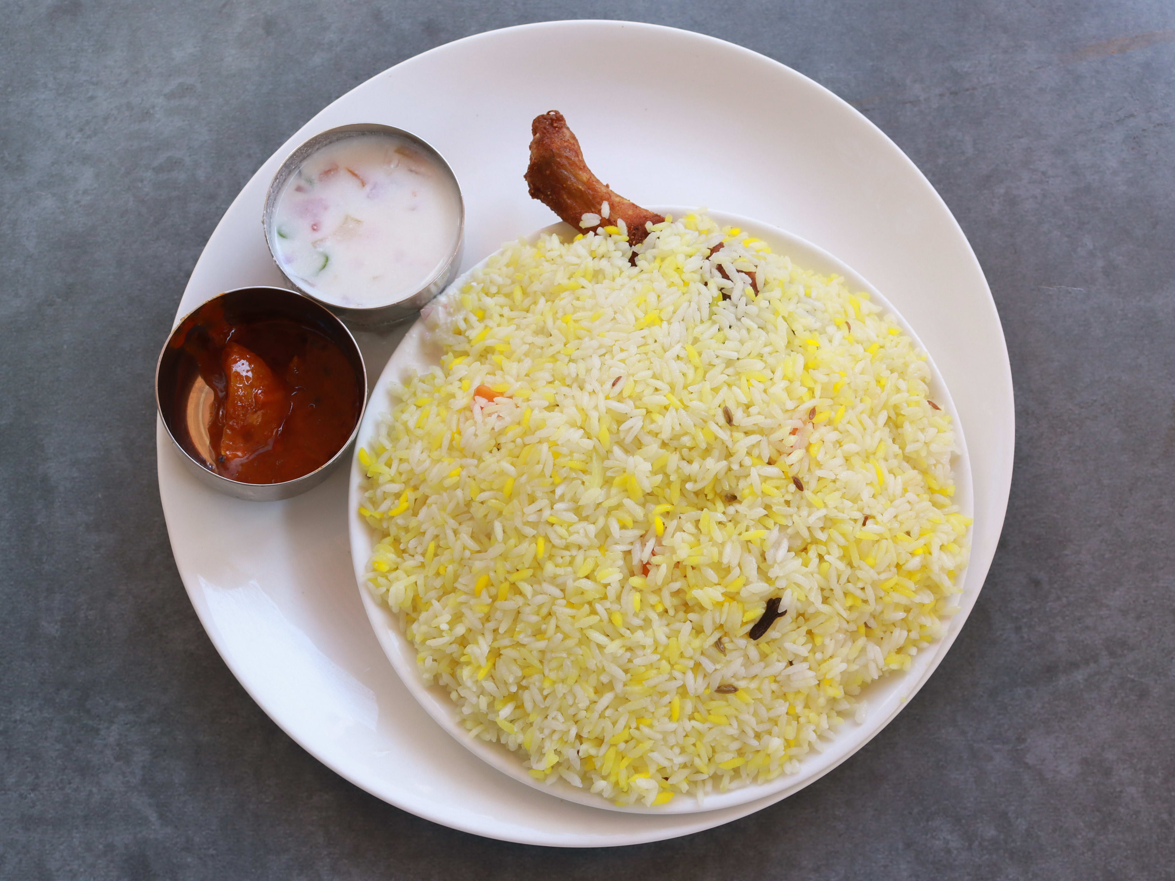 Parveen Biriyani - Logo