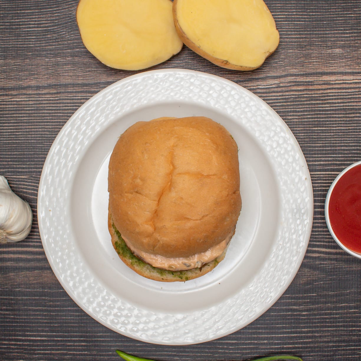 Patel's Burger - Logo