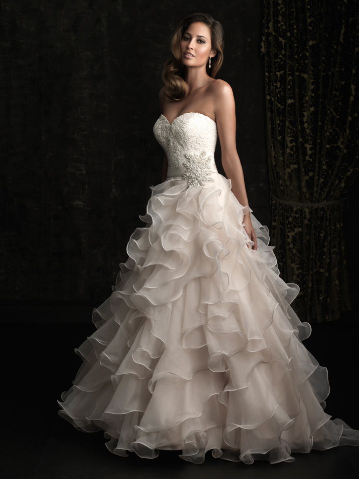 Paula&s;s Elegant Bride - Cover photo