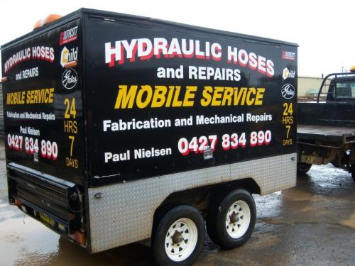 Paul Nielsen Hydraulic Hoses & Repairs - Logo
