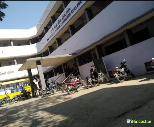 P D Pandya Mahila Commerce College - Logo