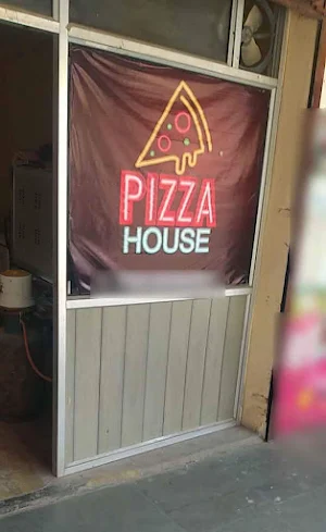 Peshawri Pizza House - Logo