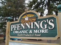 Pfenning&s;s Organic &a; More - Logo