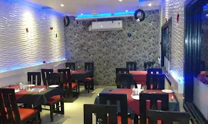 Pgi Restaurant - Logo