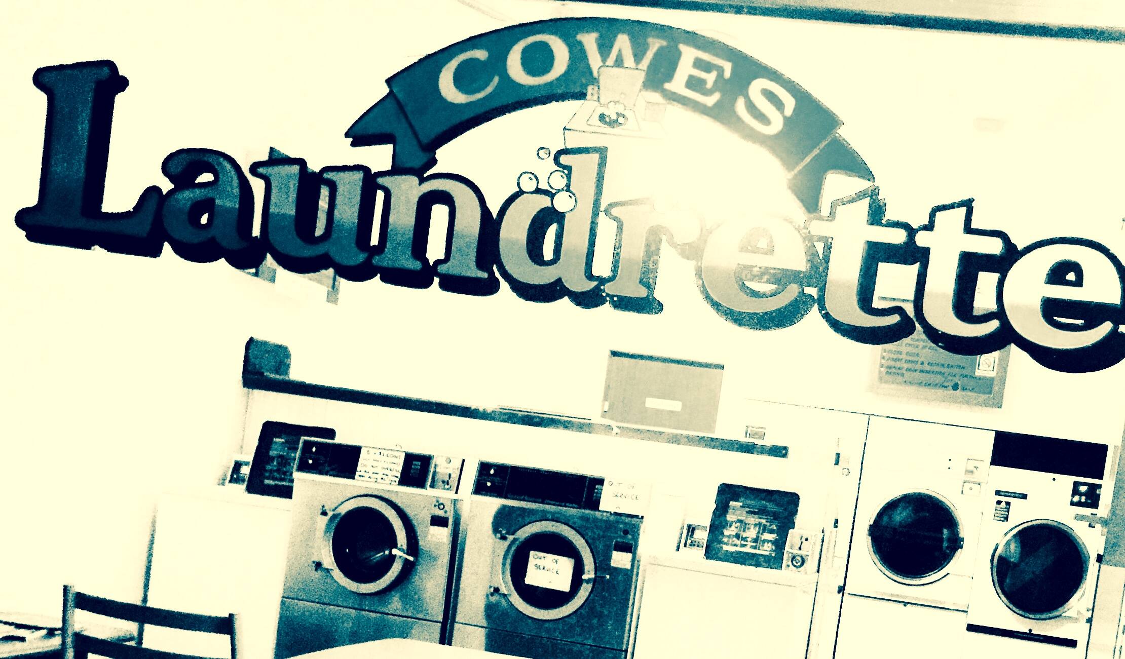 Phillip Island Laundromat - Logo