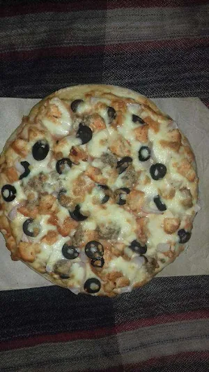 Pizza Yum - Logo