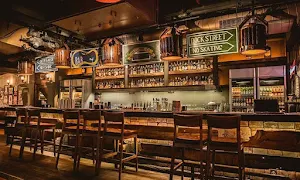 Pier 38 Bar And Kitchen - Logo
