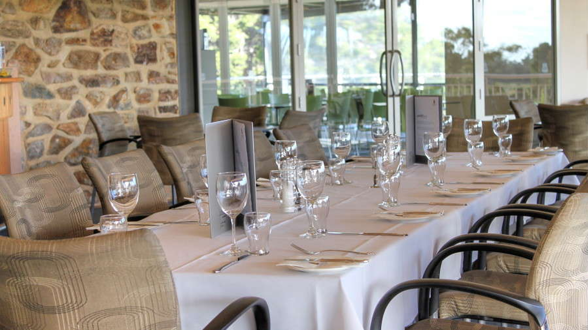 Pinehill Bistro at Glenelg Golf Club - Logo