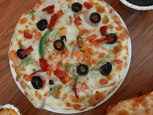 Pizzallo - Logo