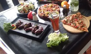 Pizzaronee - Cover photo
