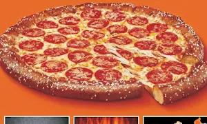 Pizza 4 Love - Logo