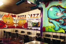 Pizza 4 Crazy - Logo